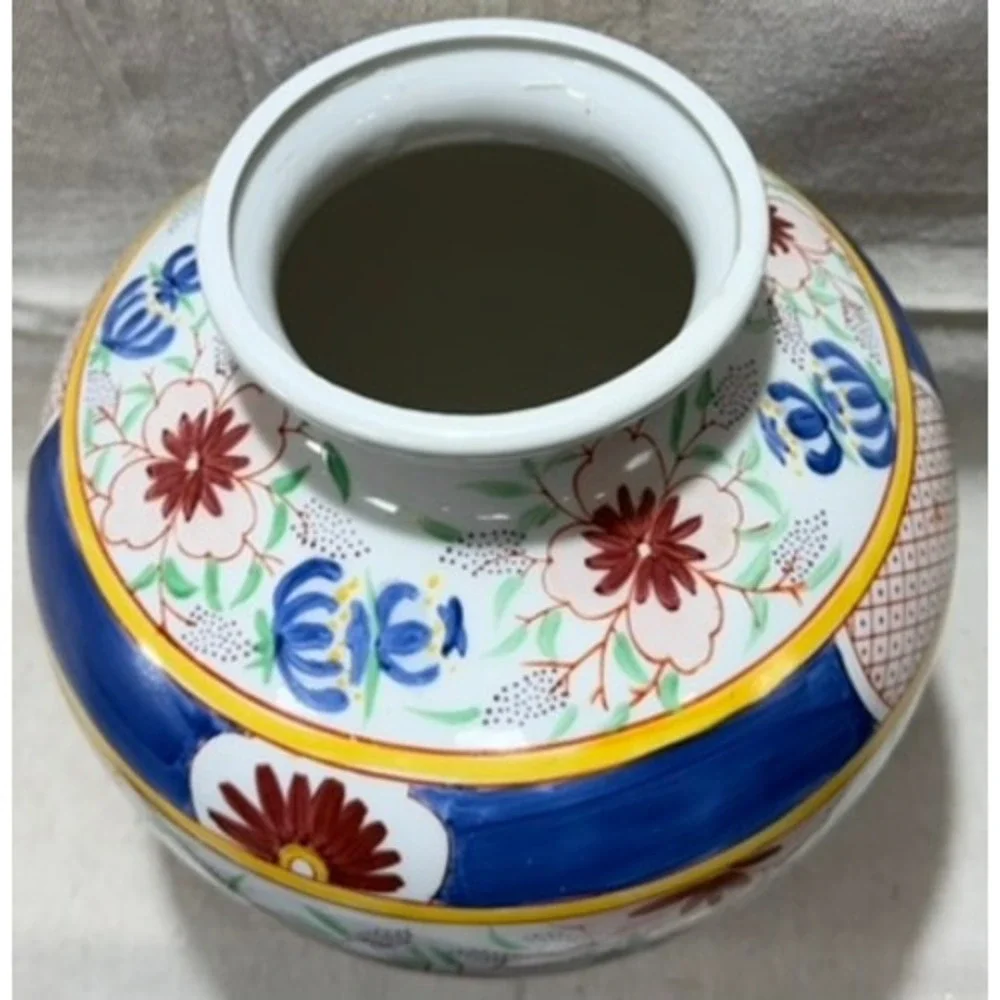 Vintage Chinese Porcelain Floral Vase Hand Painted Chinoiserie Blue Red 9 Inch